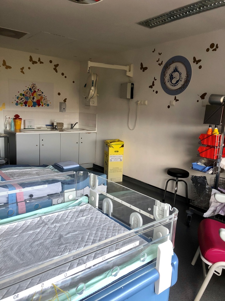 Salle-de-naissance-2.jpg